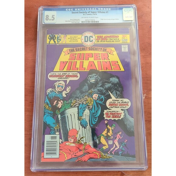 Secret Society Of Super Villains #1 DC Comics 1976 Origin CGC 8.5 - Picture 1 of 4